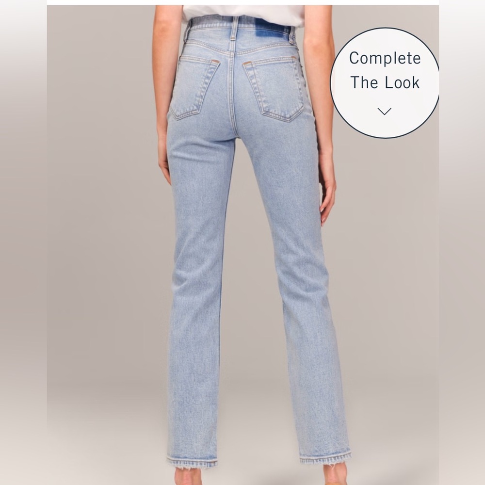 Abercrombie Ultra High Rise Straight Jean - Picture 3 of 4